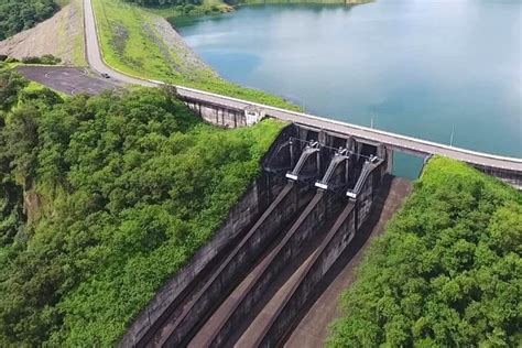 Pantabangan Dam water level drops .